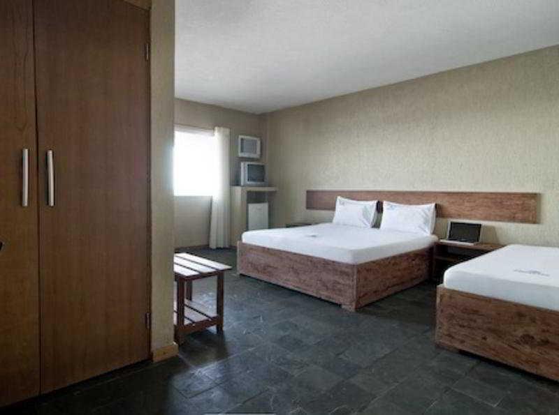 Oyo Hotel Arembepe Beach Hotel, Camacari Экстерьер фото